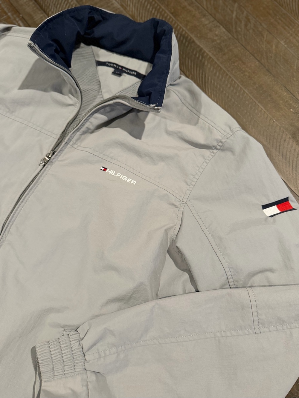 Tommy Hilfiger Light Gray Windbreaker with Navy Trim